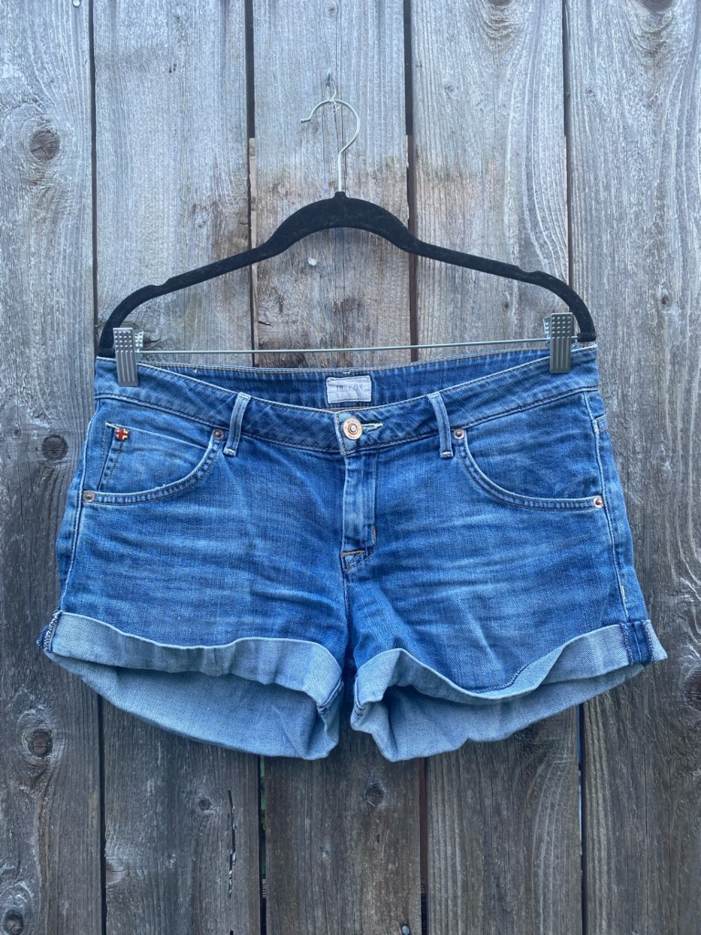 Women's Blue Denim Rolled-Hem Shorts